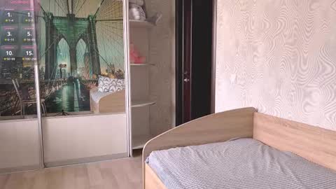 Snapshot of loreeluben chatting on October 23, 2025, 5:29 am Olivia online show from October 23, 2025, 5:29 am