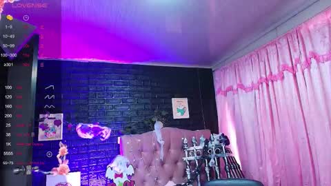 Loren online show from October 22, 2025, 9:03 pm