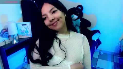 Loren online show from July 7, 2026, 6:45 pm