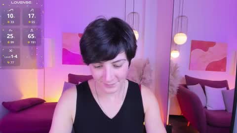 Loren online show from October 24, 2025, 2:35 pm