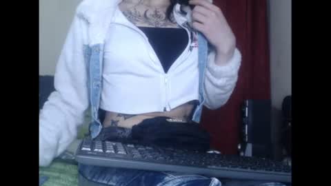 lorenitha online show from July 17, 2026, 1:56 am