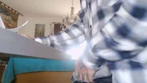 Snapshot of lorenzotdu41 chatting on November 12, 2025, 10:48 am Lorenzot41 online show from November 12, 2025, 10:48 am