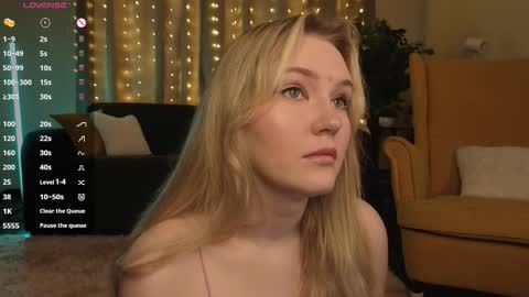 Alice online show from November 5, 2025, 7:30 am