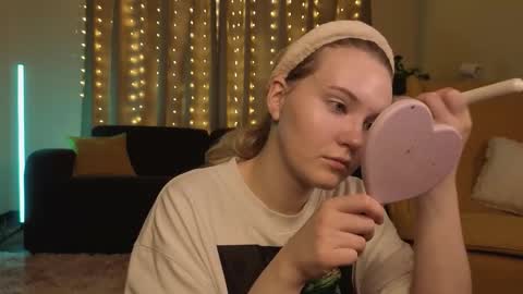 Alice online show from November 6, 2025, 7:09 am