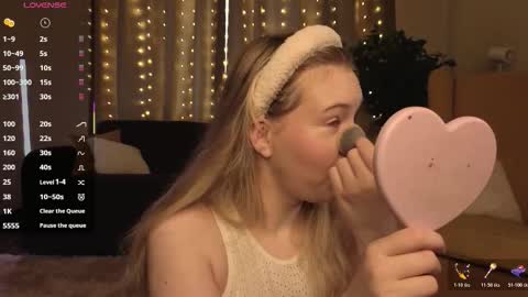 Alice online show from November 11, 2025, 7:19 am