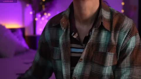 LoretteLorena online show from April 19, 2026, 6:32 pm