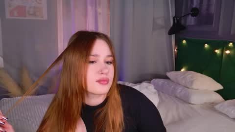 Snapshot of lori_mason chatting on October 3, 2025, 7:11 pm Lori online show from October 3, 2025, 7:11 pm