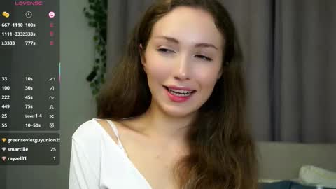 Naomi online show from October 2, 2025, 9:55 pm