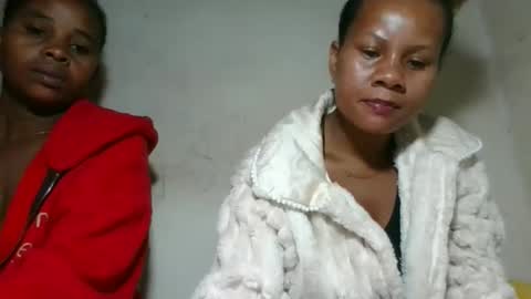 lorienne98 online show from May 29, 2026, 1:58 am