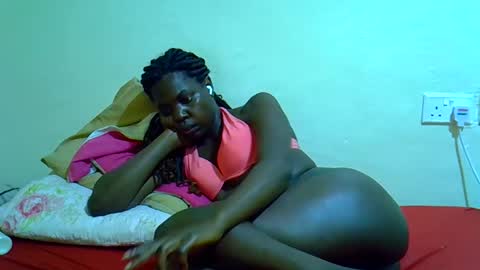 lorr982567 online show from October 6, 2025, 11:57 pm