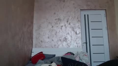 LorraGrey online show from November 17, 2025, 12:00 pm