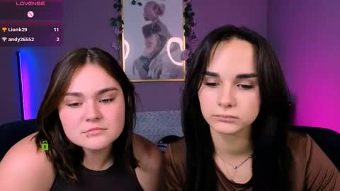 Lora for u online show from October 20, 2025, 9:26 pm