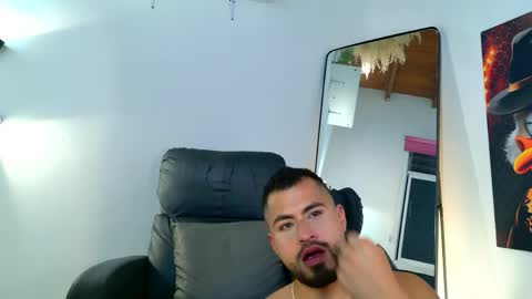 JUAN  JUAN online show from March 27, 2026, 8:26 am