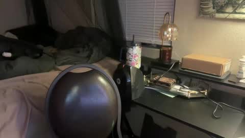 Snapshot of lottiepoppie chatting on December 11, 2024, 1:28 pm Lottiepoppie online show from December 11, 2024, 1:28 pm