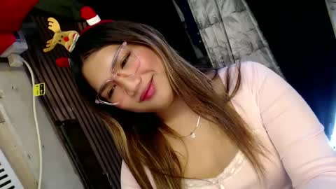 Snapshot of louheart chatting on December 29, 2024, 12:30 am Sweet online show from December 29, 2024, 12:30 am