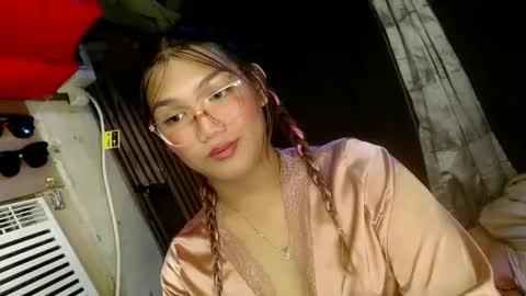 Snapshot of louheart chatting on January 9, 2025, 12:30 pm Sweet online show from January 9, 2025, 12:30 pm