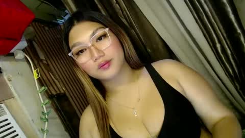 Snapshot of louheart chatting on February 9, 2025, 6:05 pm Sweet online show from February 9, 2025, 6:05 pm