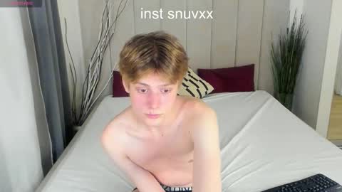 louie_evans online show from October 27, 2025, 7:40 pm