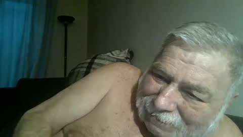 Snapshot of louis_chokdee chatting on March 1, 2025, 5:27 pm louis_chokdee online show from March 1, 2025, 5:27 pm