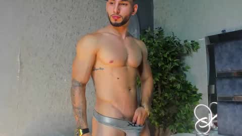 Louis online show from November 29, 2025, 2:47 am