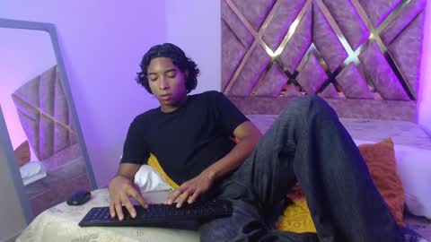 Snapshot of louis_hardstar chatting on January 10, 2025, 9:20 pm Louis Valdz online show from January 10, 2025, 9:20 pm