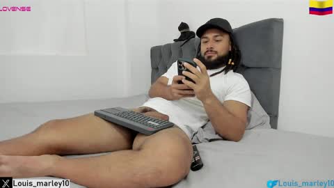 louis_marley_ online show from April 7, 2026, 11:26 pm