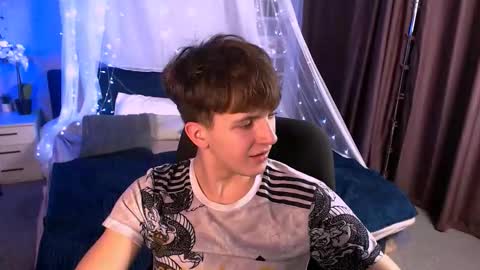 your dream  online show from November 23, 2025, 9:03 pm