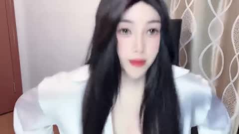 Snapshot of louise_666 chatting on January 16, 2025, 1:14 pm louise_666 online show from January 16, 2025, 1:14 pm