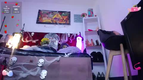  LouIse  online show from October 21, 2025, 12:28 pm