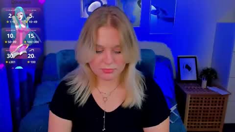 Loise online show from November 12, 2025, 8:52 pm