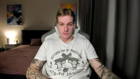 Louis  online show from December 22, 2024, 6:26 pm