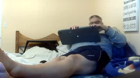 Snapshot of loumtl3 chatting on June 16, 2026, 11:46 am loumtl3 online show from June 16, 2026, 11:46 am