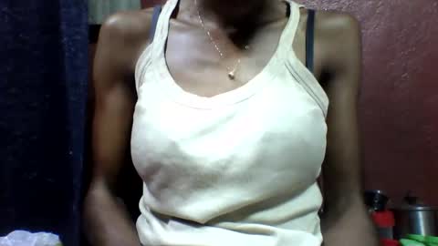 lovaelisa online show from October 31, 2025, 5:41 am