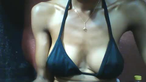lovaelisa online show from January 18, 2026, 12:53 pm