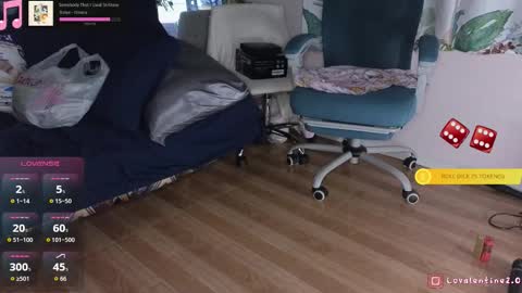 Lo Valentine online show from November 11, 2025, 5:07 am