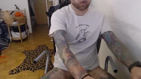 Guapito online show from December 17, 2025, 9:04 am