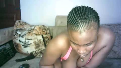 Snapshot of love1378 chatting on October 5, 2025, 10:07 pm Cynthia. A online show from October 5, 2025, 10:07 pm