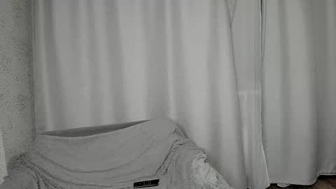 Snapshot of love1__me chatting on November 22, 2025, 6:40 pm M online show from November 22, 2025, 6:40 pm