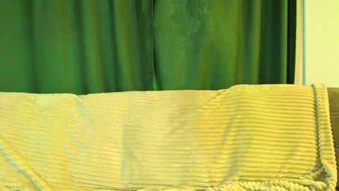 Snapshot of love_attation chatting on October 30, 2025, 3:08 am Cute face online show from October 30, 2025, 3:08 am