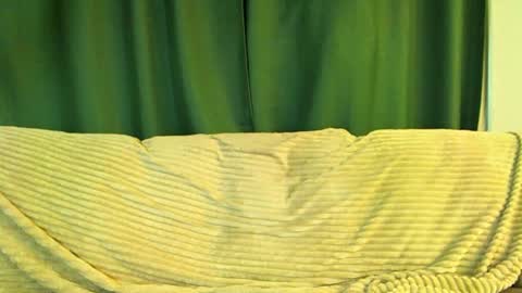 Snapshot of love_attation chatting on November 15, 2025, 2:42 am Cute face online show from November 15, 2025, 2:42 am