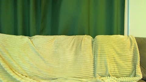 Snapshot of love_attation chatting on November 18, 2025, 1:33 am Cute face online show from November 18, 2025, 1:33 am