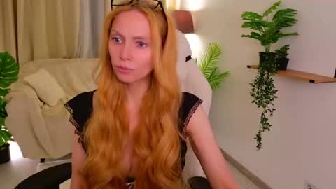 love_call online show from July 17, 2026, 2:18 am