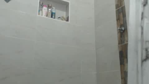 Nina online show from October 25, 2025, 4:57 pm