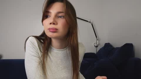 Snapshot of love_machine_ chatting on February 7, 2025, 2:04 pm Sofi online show from February 7, 2025, 2:04 pm