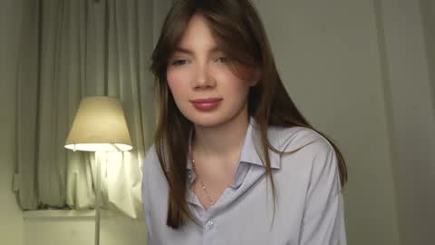 Snapshot of love_machine_ chatting on March 4, 2025, 4:52 pm Sofi online show from March 4, 2025, 4:52 pm