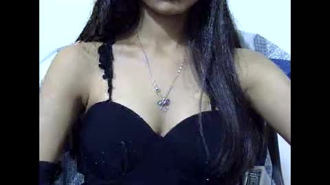 Snapshot of love_riva chatting on October 12, 2025, 11:31 am Riva online show from October 12, 2025, 11:31 am