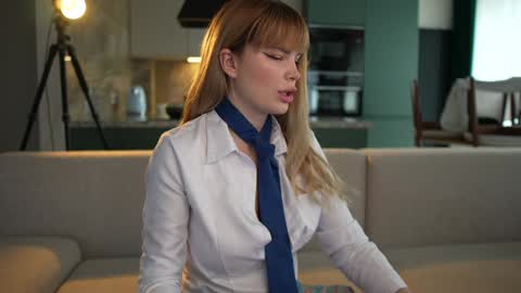 love you to123 online show from October 5, 2025, 8:56 am