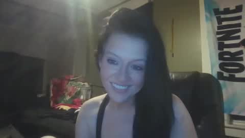 loveashlii online show from June 5, 2026, 5:25 am