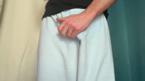 lovecoquin online show from December 22, 2025, 1:08 pm