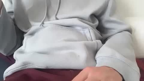 lovecoquin online show from April 2, 2026, 3:31 pm